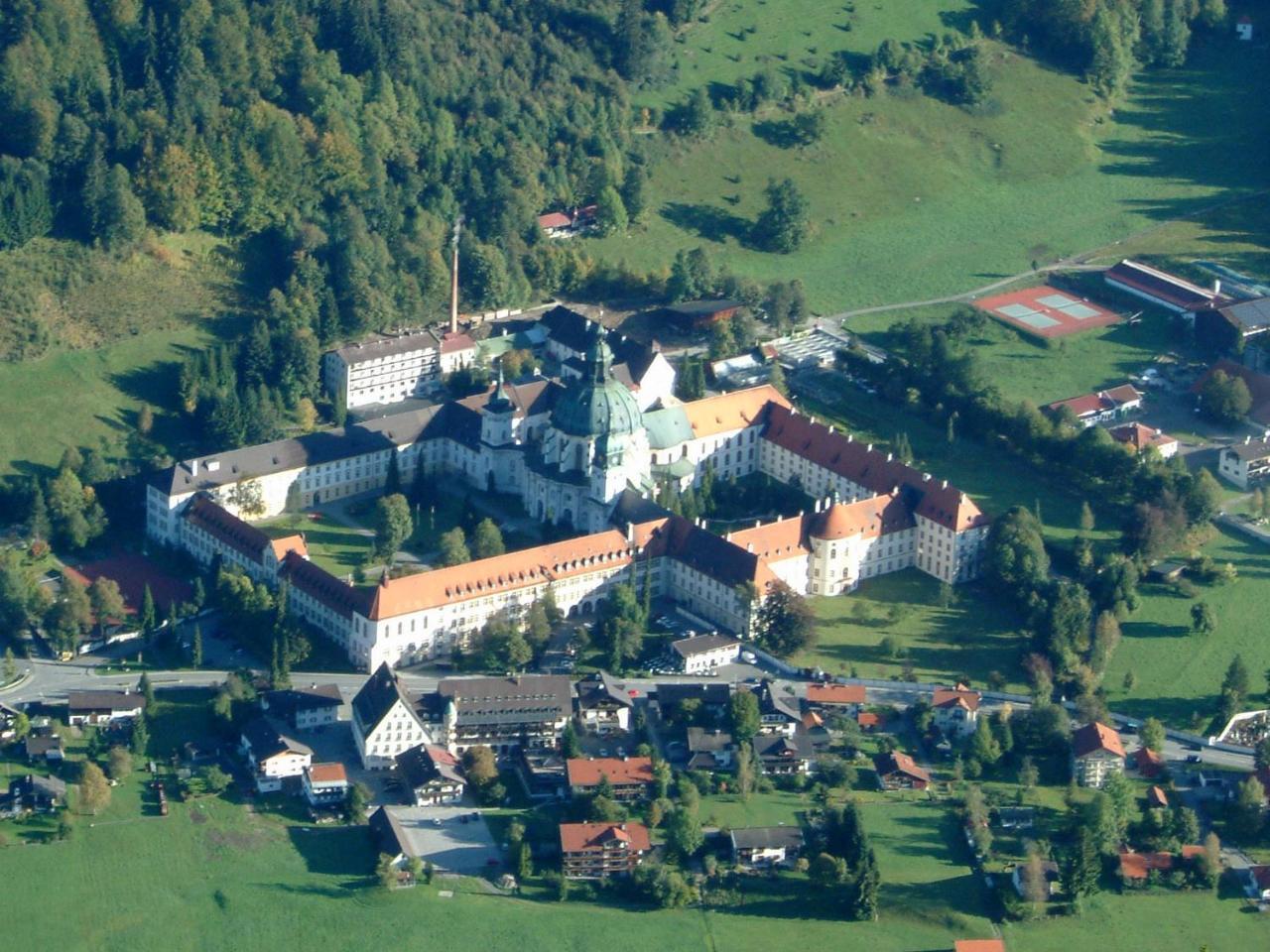 Gaestehaus Alpina Bad Kohlgrub Exteriér fotografie